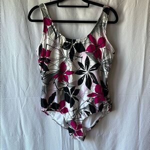 Catalina White Pink Black Floral One Piece Bathing Suit Swim Suit 1X